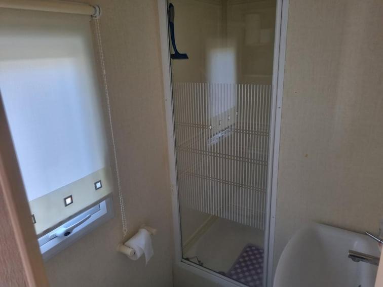 6 Berth Caravan S18 Golden Palm *