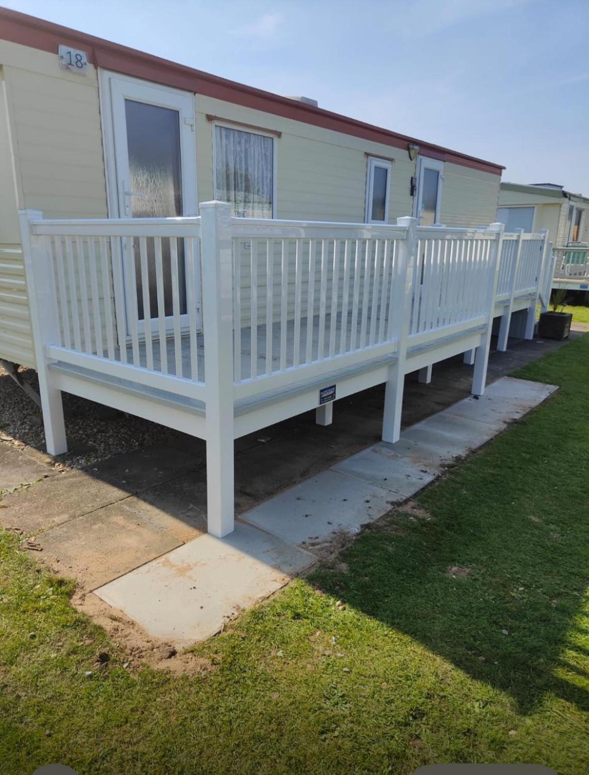 6 Berth Caravan S18 Golden Palm Chapel Saint Leonards